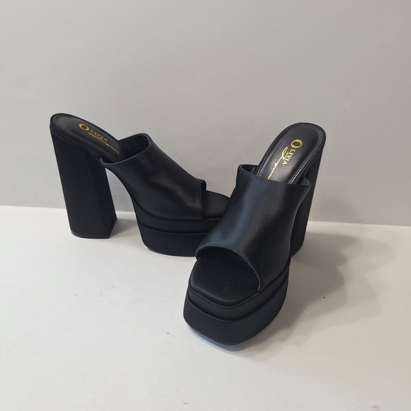 Olivia Black Whimsygoth Witchy Goth Edgy Slip-On Platform Chunky Heels Size 5.5 - Picture 6 of 14